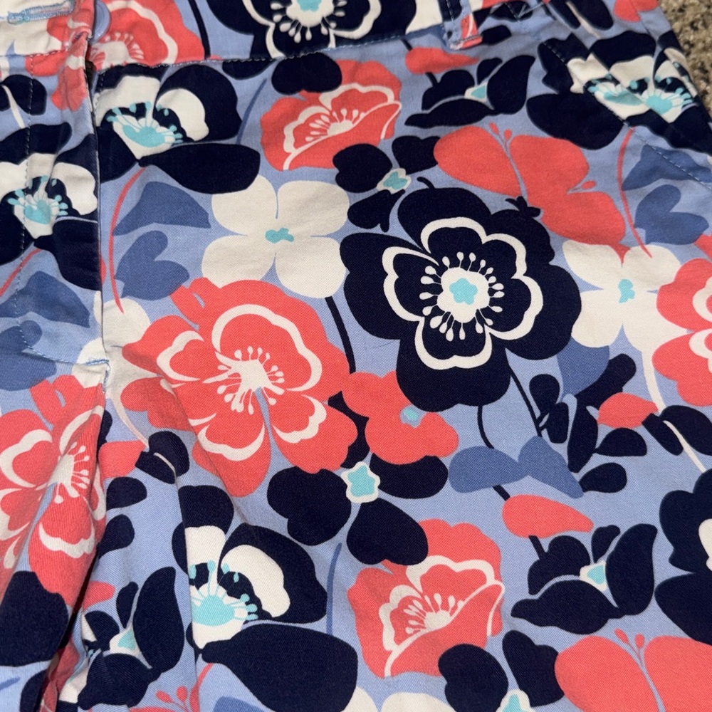 crown & ivy Floral Shorts in Navy, Coral & White - Picture 2 of 3